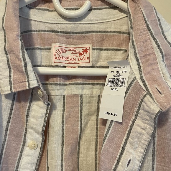 American Eagle button up — New with tags - Picture 2 of 6